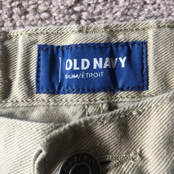 Old navy khaki pants - Picture 2 of 4
